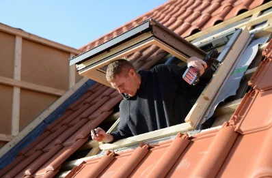 Pose de fenêtres de toit Velux à Meysse